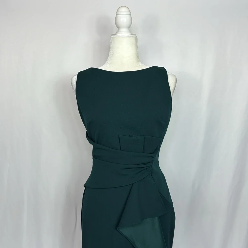 Betsy and Adam Christine Scuba Crepe Ruffled‎ Bow Gown Dress Size 10 Green